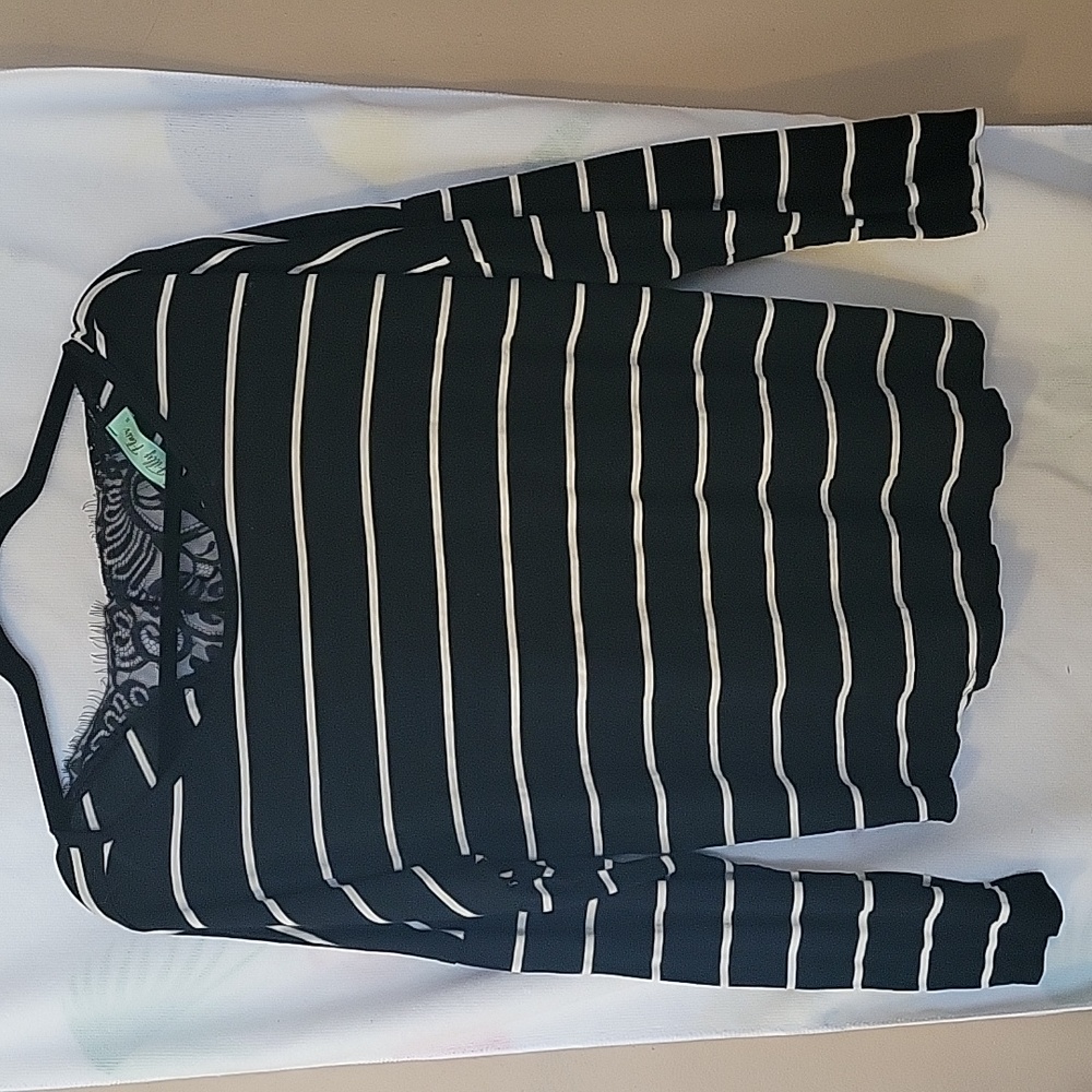 Black and white striped lightweight long sleeve top